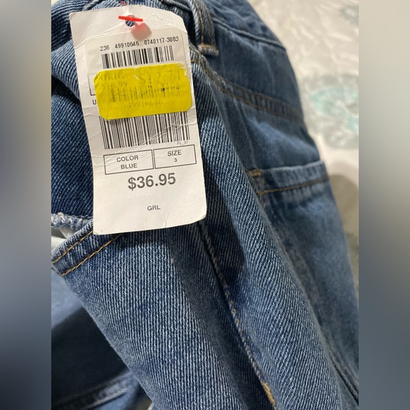 Union Bay Women’s Juniors Size 3 Capri Blue Jeans - Picture 7 of 7